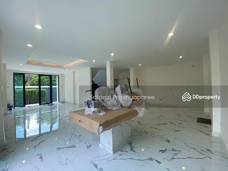 For Rent - Baan Phakamas, Bangkok