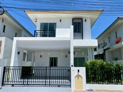 ขาย - ขายบ้านรีโนเวทใหม่สวย ม.เดอะวิสต้า เขาน้ำซับ อ่าวอุดม ศรีราชา, ชลบุรี