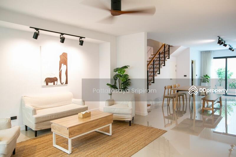 ให้เช่า - 5-Br Townhouse in Suan Luang (2229436), กรุงเทพ