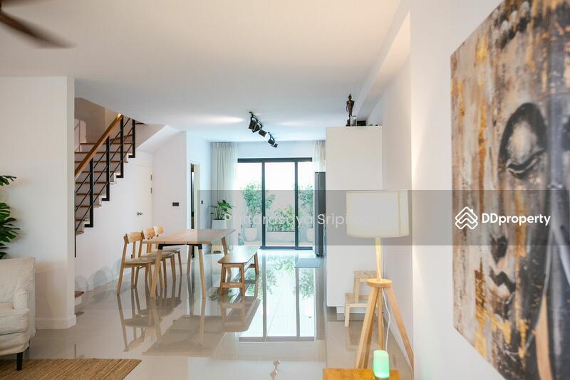ให้เช่า - 5-Br Townhouse in Suan Luang (2229436), กรุงเทพ