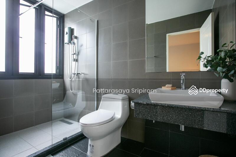 ให้เช่า - 5-Br Townhouse in Suan Luang (2229436), กรุงเทพ
