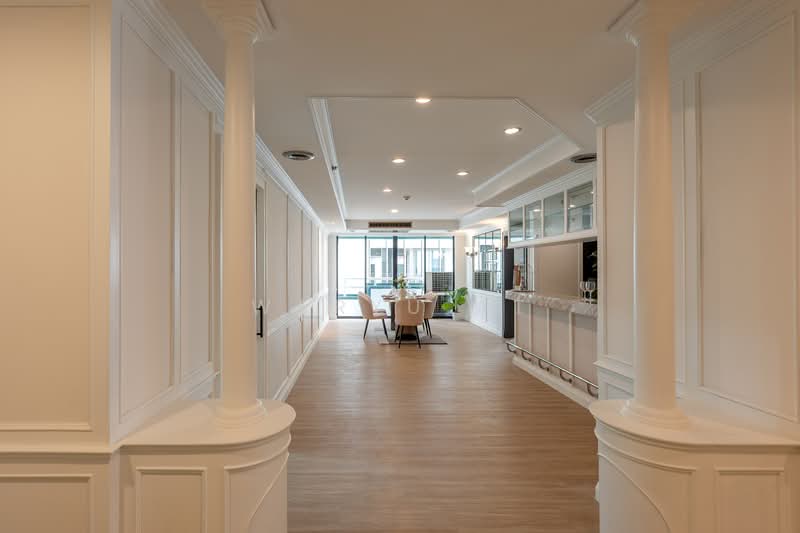 Las Colinas : ลาส โคลินาส, กรุงเทพ, ถนนสุขุมวิท 21, คลองเตยเหนือ, วัฒนา, กรุงเทพ, 240 ตร.ม., คอนโด ขาย, โดย Waryu At, 60131769 - DDproperty.com