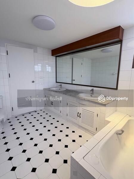 For Rent - Villa California Village, Pathum Thani