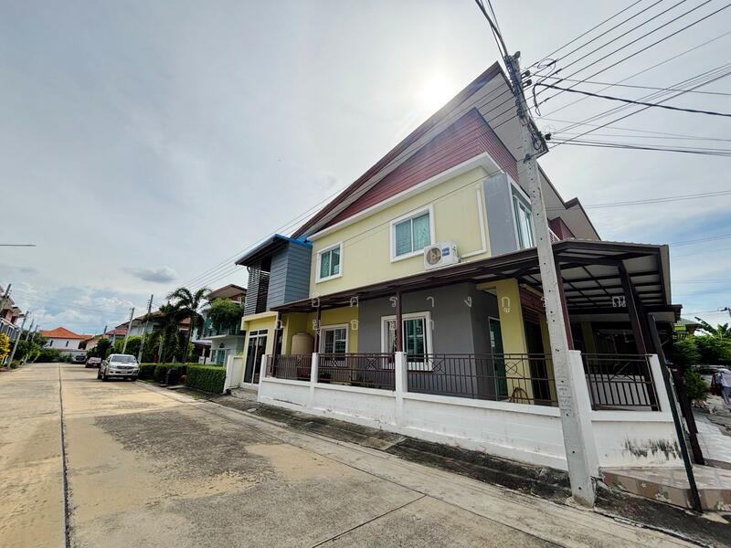 หมู่บ้านบัวทองธานี เฟส18 ถนนกาญจนาภิเษก ต. บางบัวทอง อ. บางบัวทอง จ. นนทบุรี, นนทบุรี, กาญจนาภิเษก, บางบัวทอง, นนทบุรี, 104 ตร.ม., ทาวน์เฮ้าส์ ขาย, โดย ภัทรนัน อิศรางกูร ณ อยุธยา, 60132178 - DDproperty.com