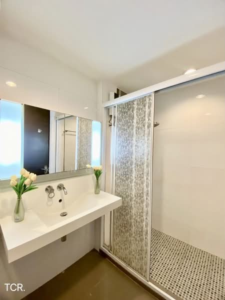 Rhythm Ratchada, Bangkok, 558 Ratchadaphisek Road, Samsen Nok, Huai Khwang, Bangkok, 1 Bedroom, 37 sqm, Condo For Rent, by Areeya Kingwichit, 60132348 - DDproperty.com