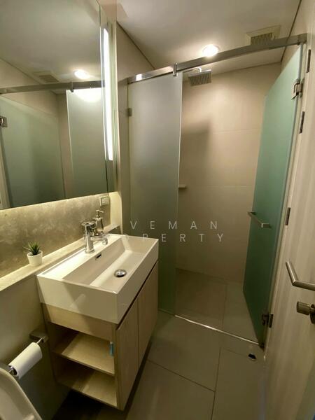 The Lumpini 24, Bangkok, Sukhumvit 24 Road, Khong Tan, Khlong Toei, Bangkok, 2 Bedrooms, 55 sqm, Condo For Rent, by Caveman Property, 60132561 - DDproperty.com