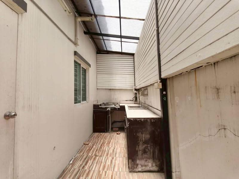 Lio Nov Donmueng-Chaengwattana, Bangkok, Soi Chang Akat Uthit 13, Sanam Bin, Don Mueang, Bangkok, 3 Bedrooms, 68 sqm, Townhouse For Sale, by ภัทรนัน อิศรางกูร ณ อยุธยา, 60132656 - DDproperty.com
