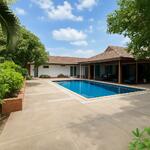 Baan Na Buri : บ้าน ณ บุรี, กรุงเทพ