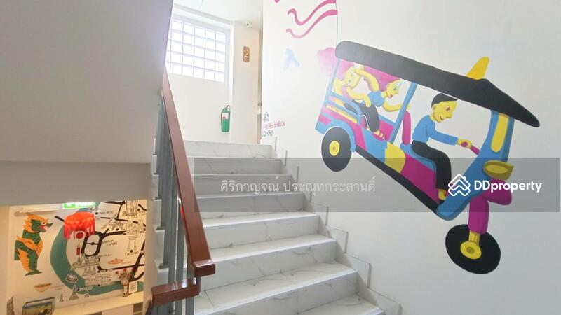 For Sale - Hostel for sale in Bang Lamphu, near Khao San Road. 5-storey building, 19 rooms, 49 beds., Bangkok