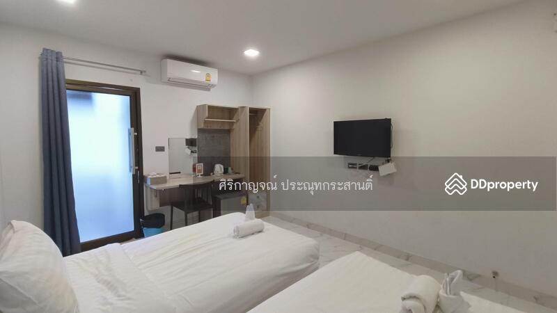 For Sale - Hostel for sale in Bang Lamphu, near Khao San Road. 5-storey building, 19 rooms, 49 beds., Bangkok