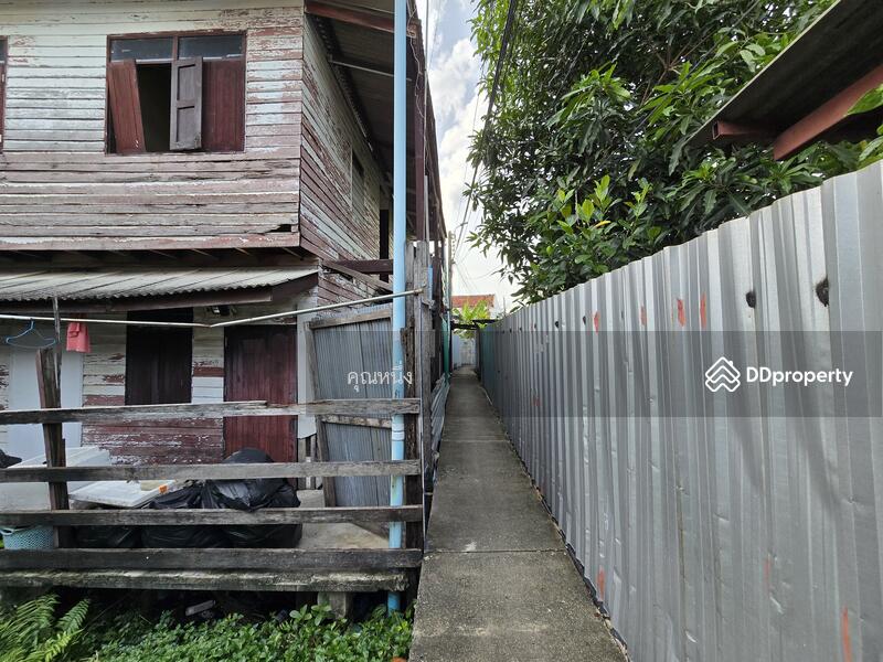 ขาย - ที่ดินพร้อมสิ่งปลูกสร้างซอยลาดพร้าว91 เนื้อที่ 50 ตารางวา, กรุงเทพ