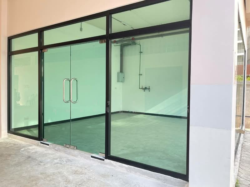 พื้นที่ ร้านค้า อาหารเครื่องดื่ม, พื้นที่สำนักงาน, Bangkok, Samsen Nok, Huai Khwang, Bangkok, , 27 sqm, Retail Space For Rent, by ประชา สุนทรจิตตานนท์, 60133471 - DDproperty.com