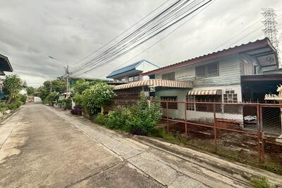 ขาย - ถนนประชาชื่น ซอยประชาชื่นนนทบุรี 4 แยก 2, นนทบุรี