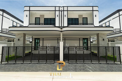 ขาย - Glam Boonsampan 6 : แกลม บุญสัมพันธ์ 6, ชลบุรี