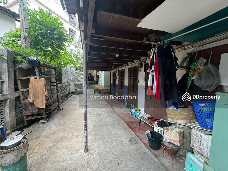 For Sale - บ้านและที่ดิน สุขุมวิท22, Bangkok