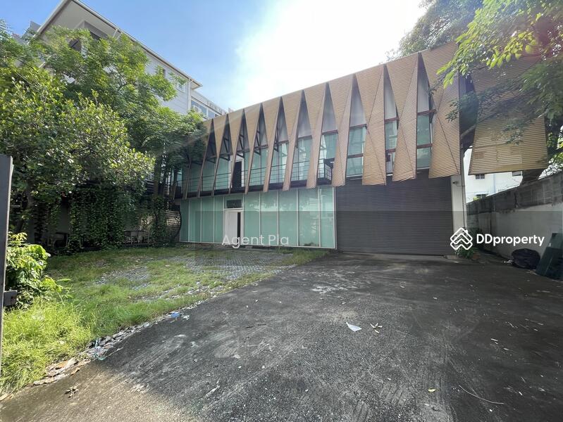 ให้เช่า - Warehouse and office for rent, just 100 meters from Bangna-Trad Road (SPSAD3256), กรุงเทพ