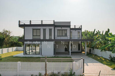 ขาย - บ้านใหม่วิวภูเขา 4 ห้องนอน วิวภูเขา ใกล้ Central Festival 15 นาที, เชียงใหม่