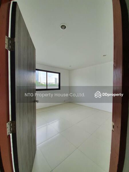 ให้เช่า - โกดัง วัชรพล, กรุงเทพ