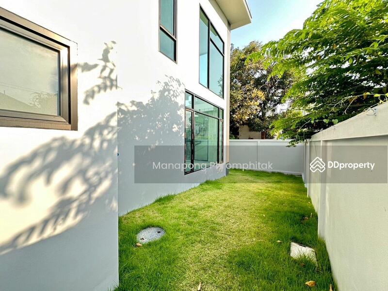 For Rent - 3-Bedroom House, Bangkok