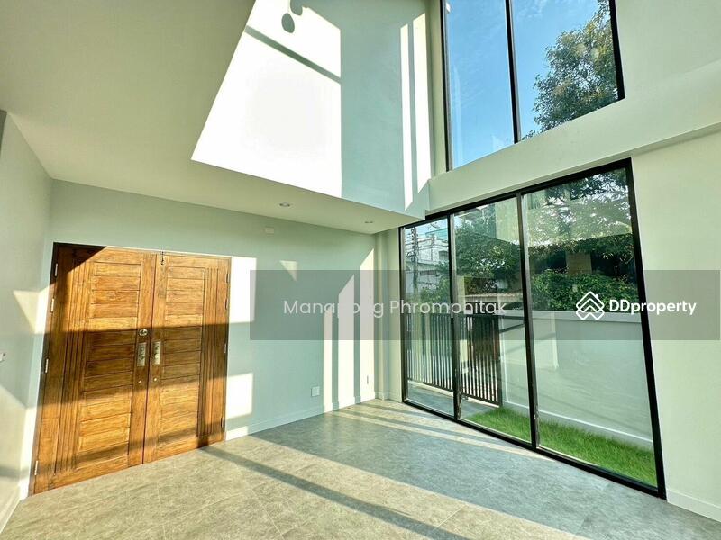 For Rent - 3-Bedroom House, Bangkok