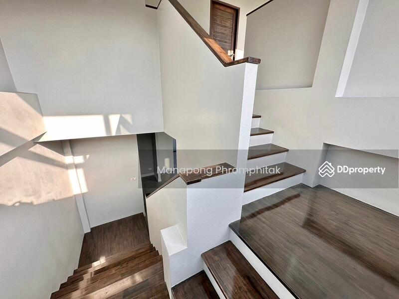 For Rent - 3-Bedroom House, Bangkok