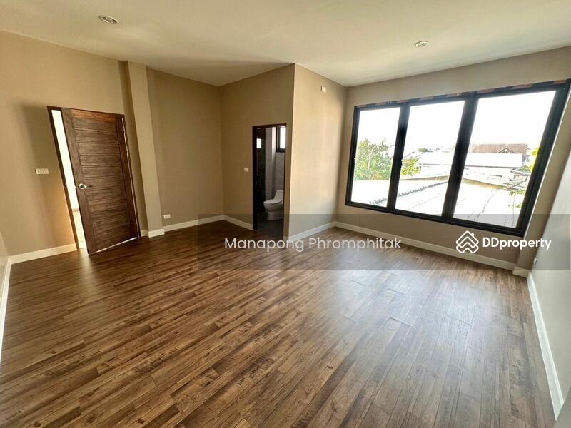 For Rent - 3-Bedroom House, Bangkok