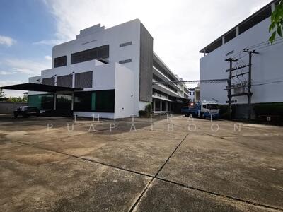 ขาย - ขายโกดังพร้อมอาคารสำนักงาน ติดถนนอ่อนนุช 49, กรุงเทพ