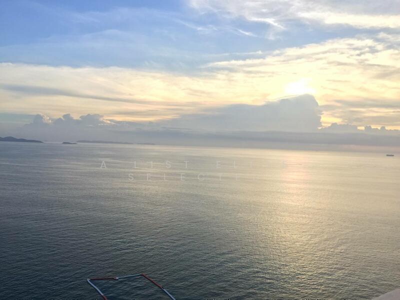 For Sale - Park Beach Condominium, Chon Buri (Pattaya)