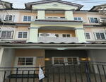 ขายหมู่บ้านหงส์ประยูรใกล้สถานีรถไฟฟ้าแยกบางพลู5ห้องนอน3ชั้น, นนทบุรี