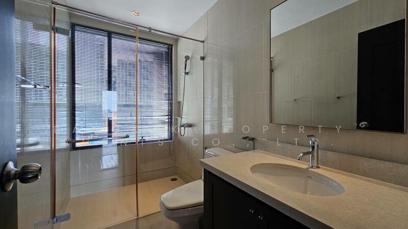 The Emporio Place, Bangkok, 93 Soi Sukhumvit 24, Sukhumvit Road, Khong Tan, Khlong Toei, Bangkok, 3 Bedrooms, 161 sqm, Condo For Rent, by BANGKOK PROPERTY AGENTS CO., LTD., 60135891 - DDproperty.com