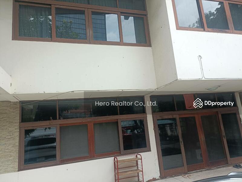 For Rent - For Rent Bangkok House Surawong Bang Rak BTS Sala Daeng BRE25643, Bangkok