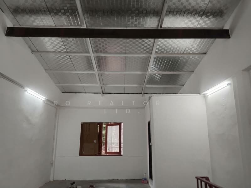For Rent Town House For Commercial Sukhumvit BTS Phrom Phong BRE23400, Bangkok, Khong Tan, Khlong Toei, Bangkok, , 200 sqm, Shophouse For Rent, by Hero Realtor Co., Ltd., 60136055 - DDproperty.com