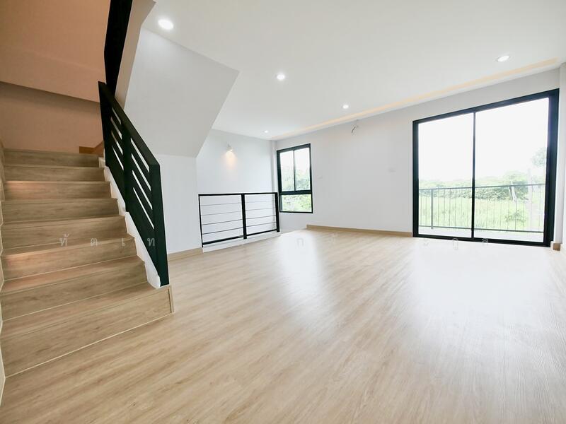 ขาย - ทาวน์โฮม 3 ชั้น คู้บอน 27, กรุงเทพ