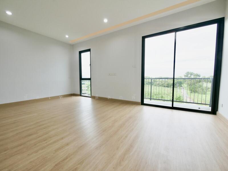 ขาย - ทาวน์โฮม 3 ชั้น คู้บอน 27, กรุงเทพ