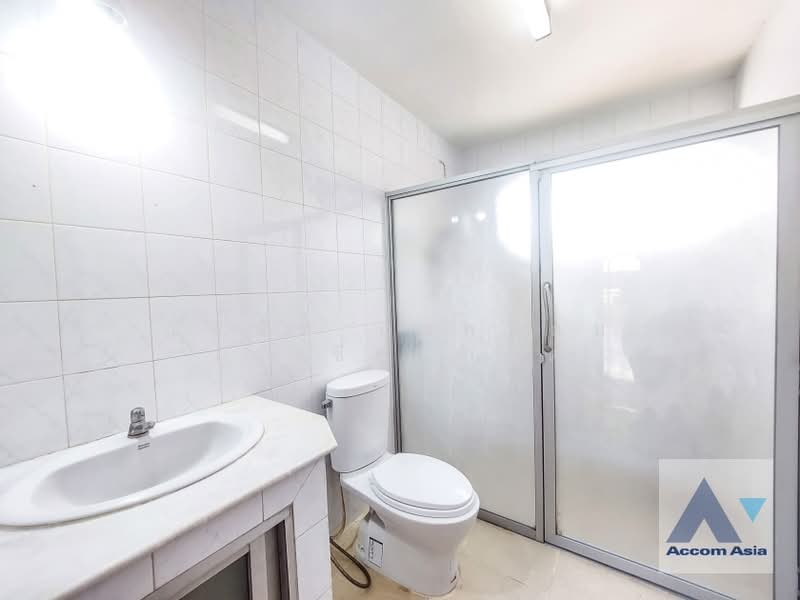 ให้เช่า - Home Office, Pet friendly 3 Bedrooms House for Rent in Phaholyothin, Bangkok, กรุงเทพ