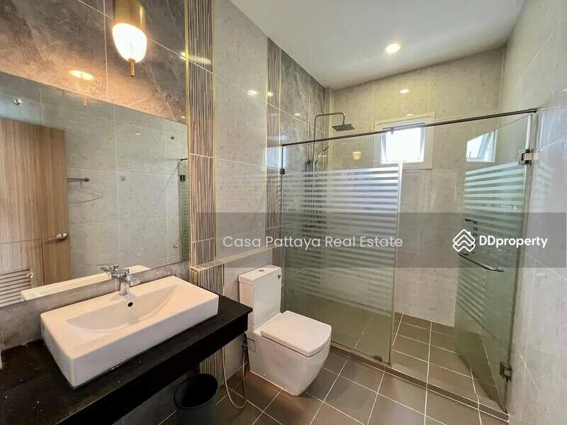 For Rent - Soi Wat Yannasangwararam, Baan Amphur House for Rent, Chon Buri