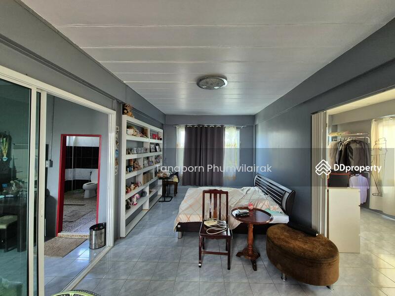 For Sale - 9-Bedroom House, Bangkok