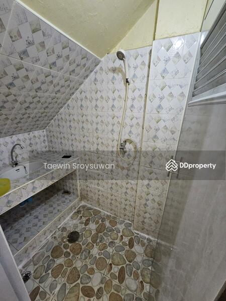 For Rent - For Rent 4-story house with rooftop, near MRT Tao Poon, Bangkok