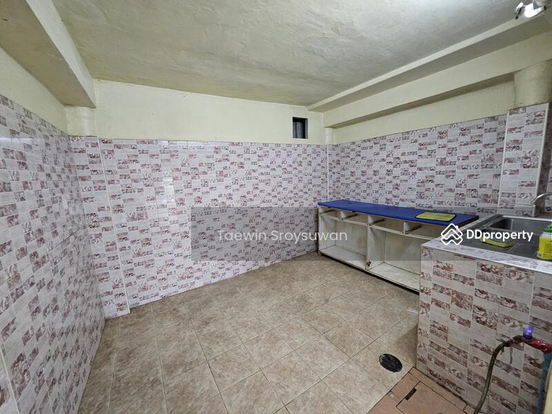 For Rent - For Rent 4-story house with rooftop, near MRT Tao Poon, Bangkok