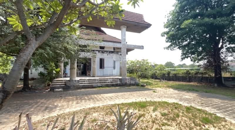 ขาย - ขายที่ดินพร้อมบ้าน วิวสนามกอล์ฟ ใจกลางเมืองเอก ใกล้รถไฟฟ้าสายสีแดง, ปทุมธานี