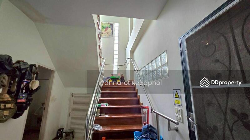 ขาย - Krisana Tiwanon : กฤษณา ติวานนท์, ปทุมธานี