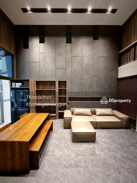 For Sale - 3-Bedroom Townhouse, Bangkok