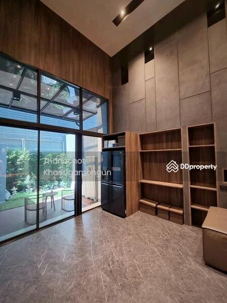 For Sale - 3-Bedroom Townhouse, Bangkok