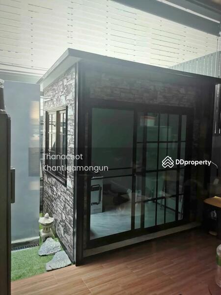 For Sale - 3-Bedroom Townhouse, Bangkok