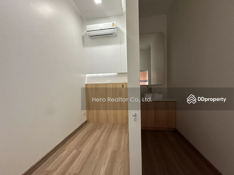 For Rent - For Rent Bangkok Retail Space Sukhumvit Phra Khanong BTS Punnawithi BRE25178, Bangkok