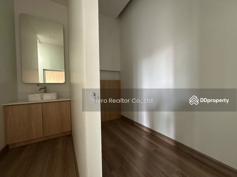 For Rent - For Rent Bangkok Retail Space Sukhumvit Phra Khanong BTS Punnawithi BRE25178, Bangkok