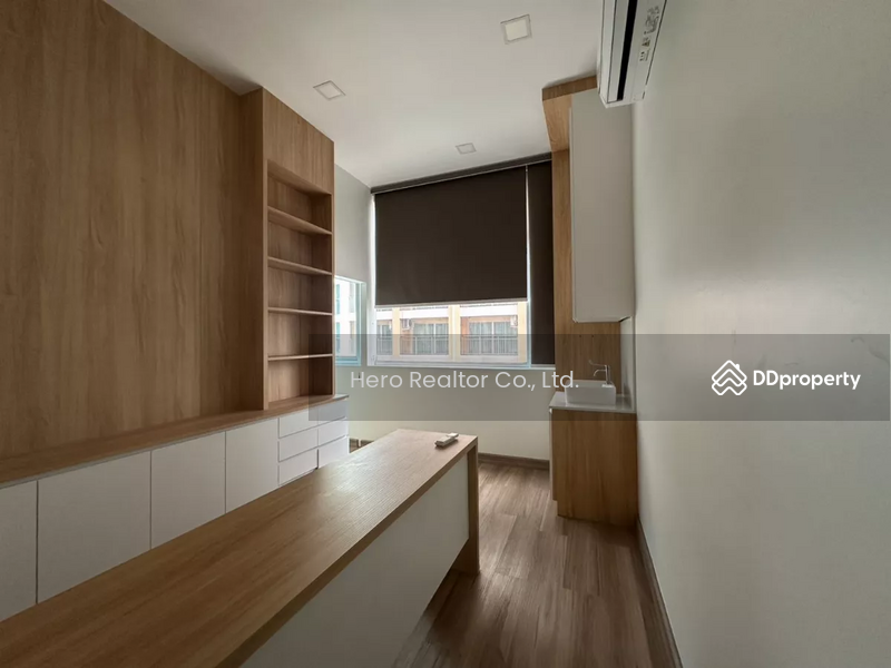For Rent - For Rent Bangkok Retail Space Sukhumvit Phra Khanong BTS Punnawithi BRE25178, Bangkok