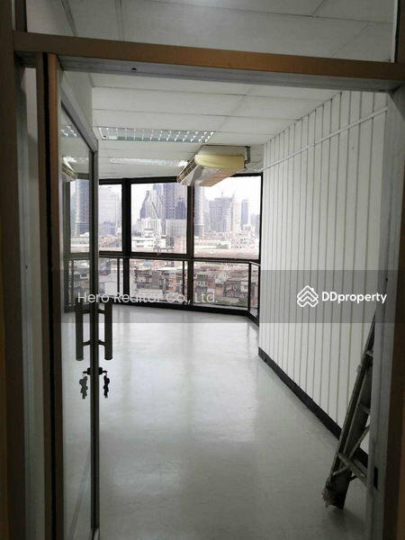 For Rent - For Rent Bangkok Office Space on Rama 4 Road near MRT Hua Lamphong in Bang Rak BRE20370, Bangkok