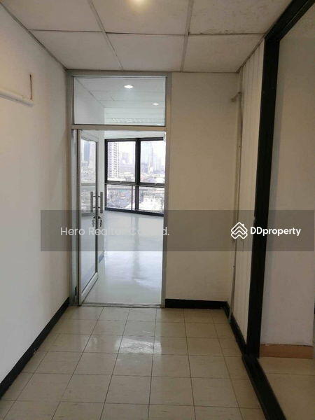 For Rent - For Rent Bangkok Office Space on Rama 4 Road near MRT Hua Lamphong in Bang Rak BRE20370, Bangkok