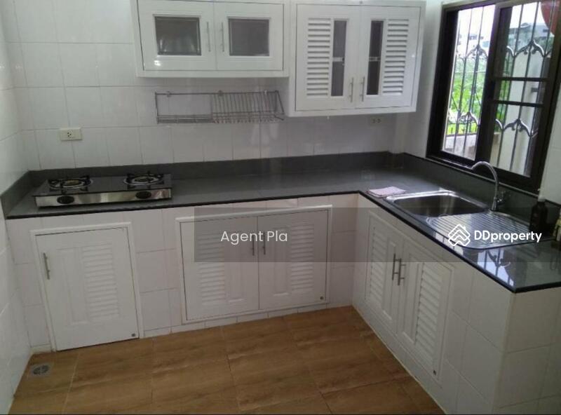 ให้เช่า - Single house for rent near Punnawithi BTS Station (SPSAD3267), กรุงเทพ